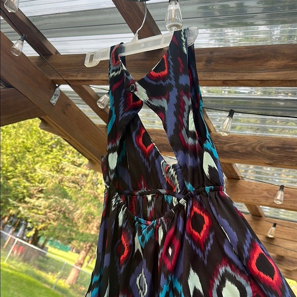 Roxy Medium Sun Dress Mini w/Back Cutouts Colorful Tribal or Geometric Print - Picture 4 of 14